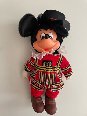 Vintage Young Epoch Mickey Mouse Disneyland Figure – Rare